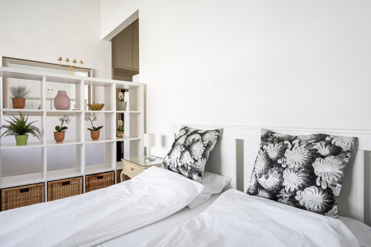 Vulcan Studio Near Danube Budapest Ngoại thất bức ảnh