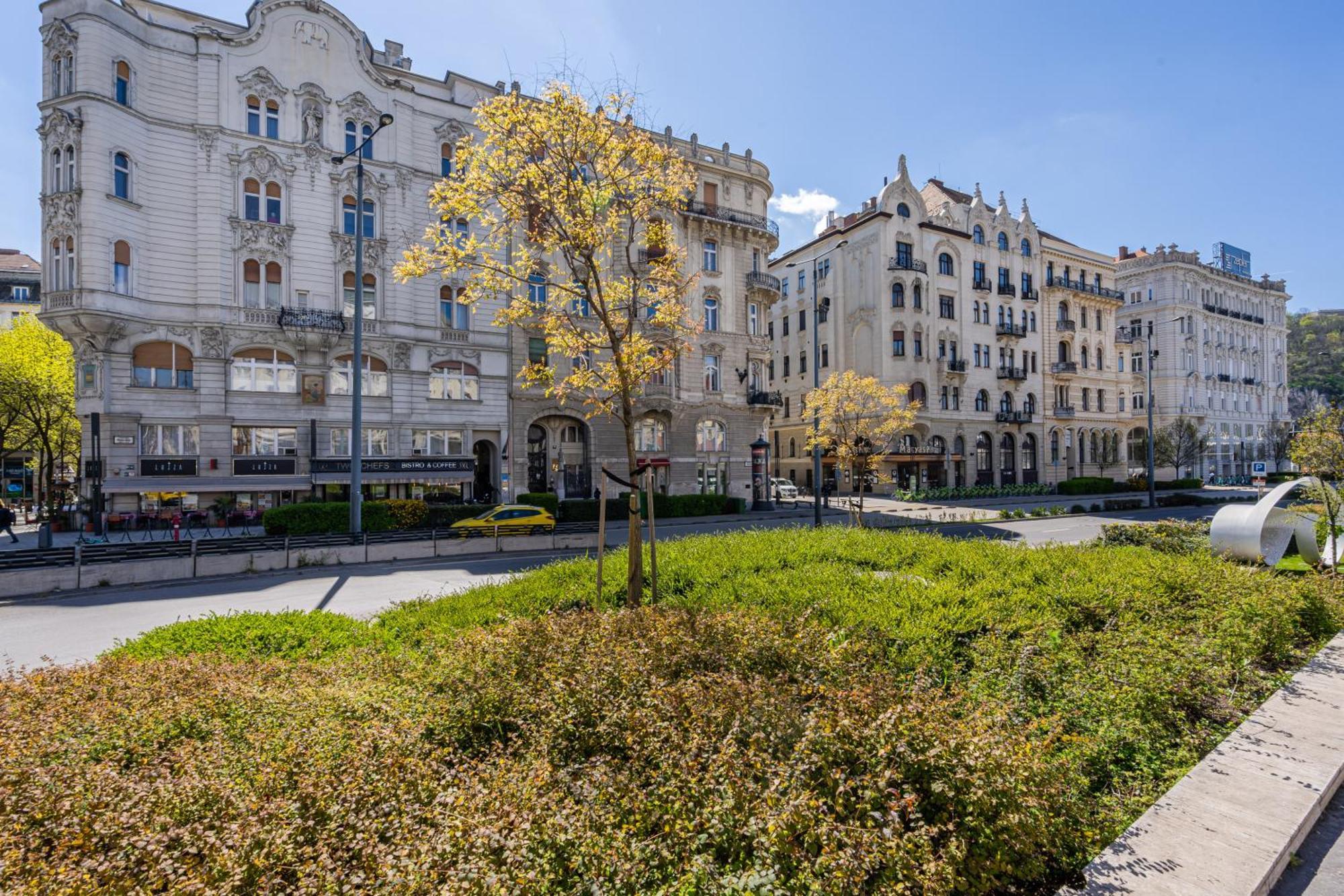 Vulcan Studio Near Danube Budapest Ngoại thất bức ảnh